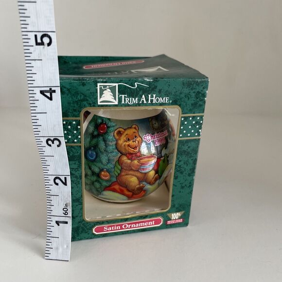 VTG 1999 TRIM A HOME SATIN ORNAMENT SANTA LITTLE TEDDY BEAR EATING PORAGE - Picture 13 of 14